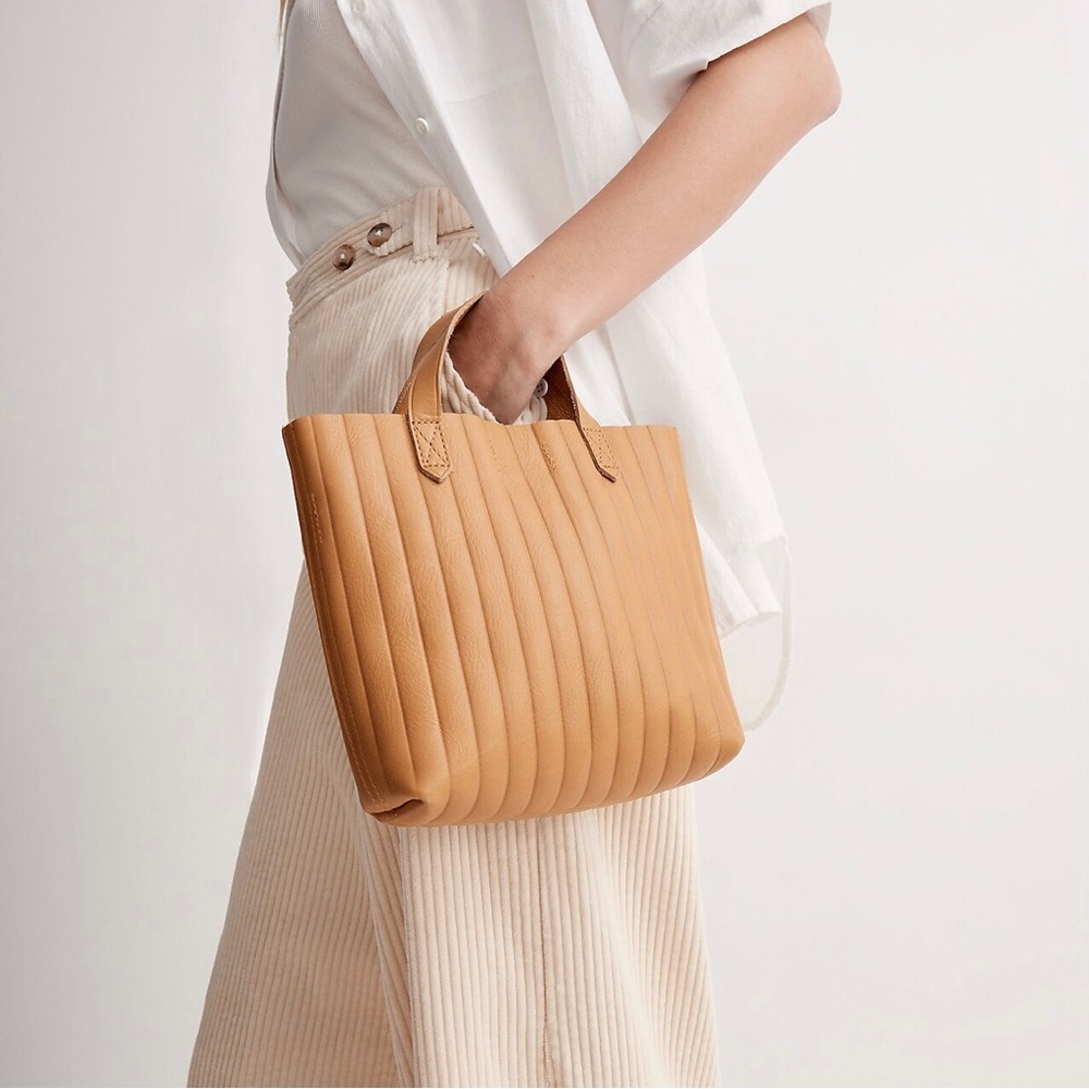 Madewell Mini Transport Crossbody Purse: Bubble Pleat Edition